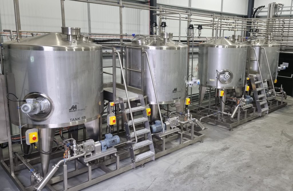 Moody Projects Tanks